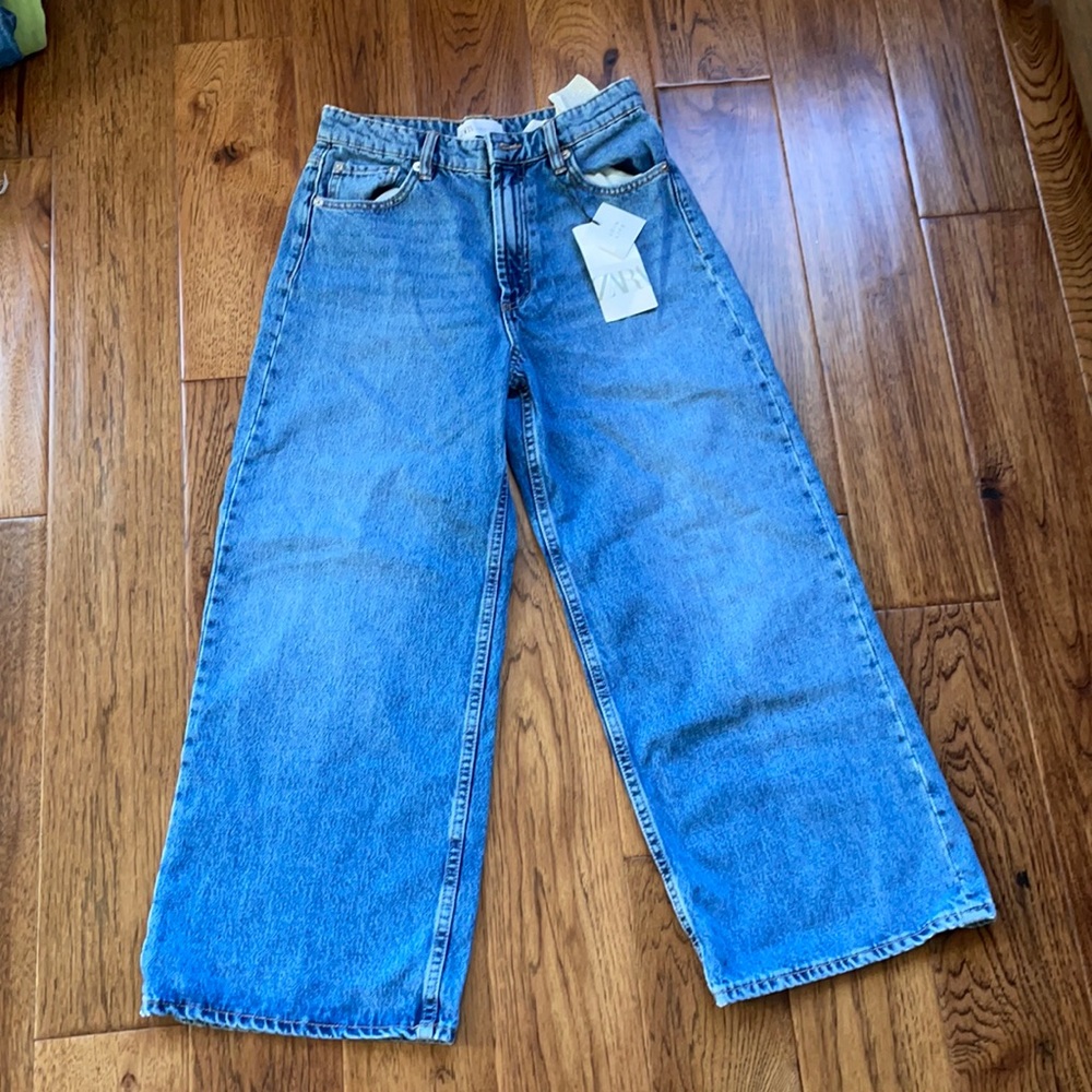 Zara Hi-Rise Cropped Jeans